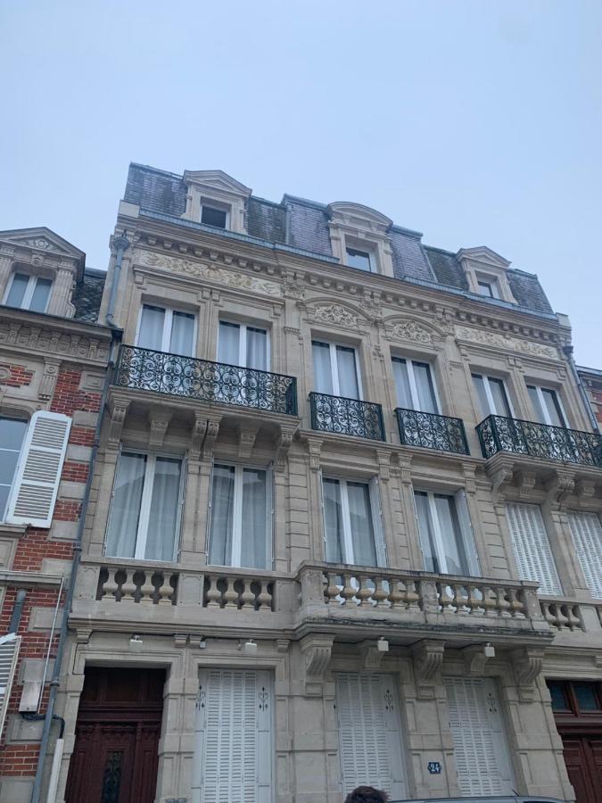 L Oote Appart Épernay Eksteriør bilde